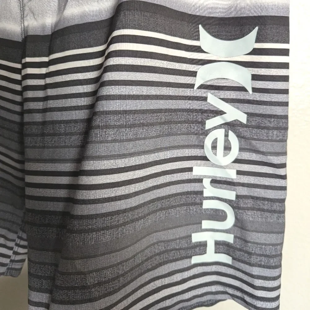 Hurley Phantom Gray & Black Ombre Striped Board Shorts Trunks 30 Mens S